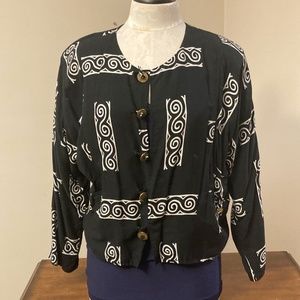 Passport cropped black and white jacket, size M.